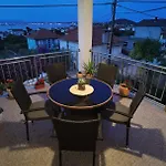Sara Apartman