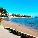 Sara Apartman Preko