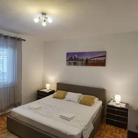 Apartment Sara Preko