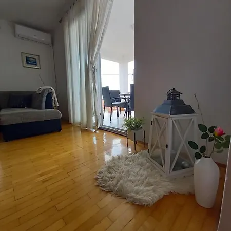 Sara Apartment