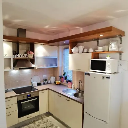 Sara Apartament *